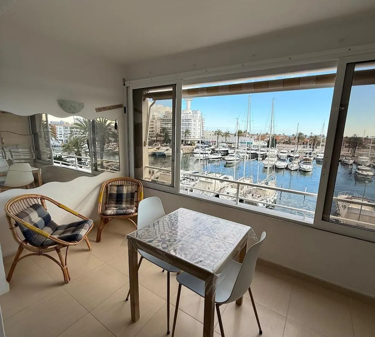 Awaydays - Pg 3-3 - Apartamento Al Canal Con Wi-Fi 엠푸리아브라바